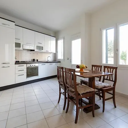 Enjoy - Carducci Apartment Padova